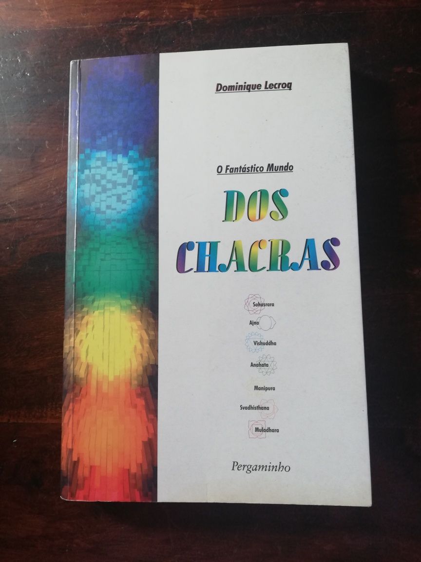 Livro "O fantástico mundo dos Chacras"