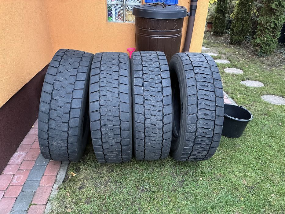 Opony napedowe 315/70 R22,5