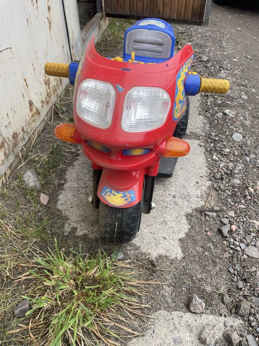 Дитячий елкромотоцикл