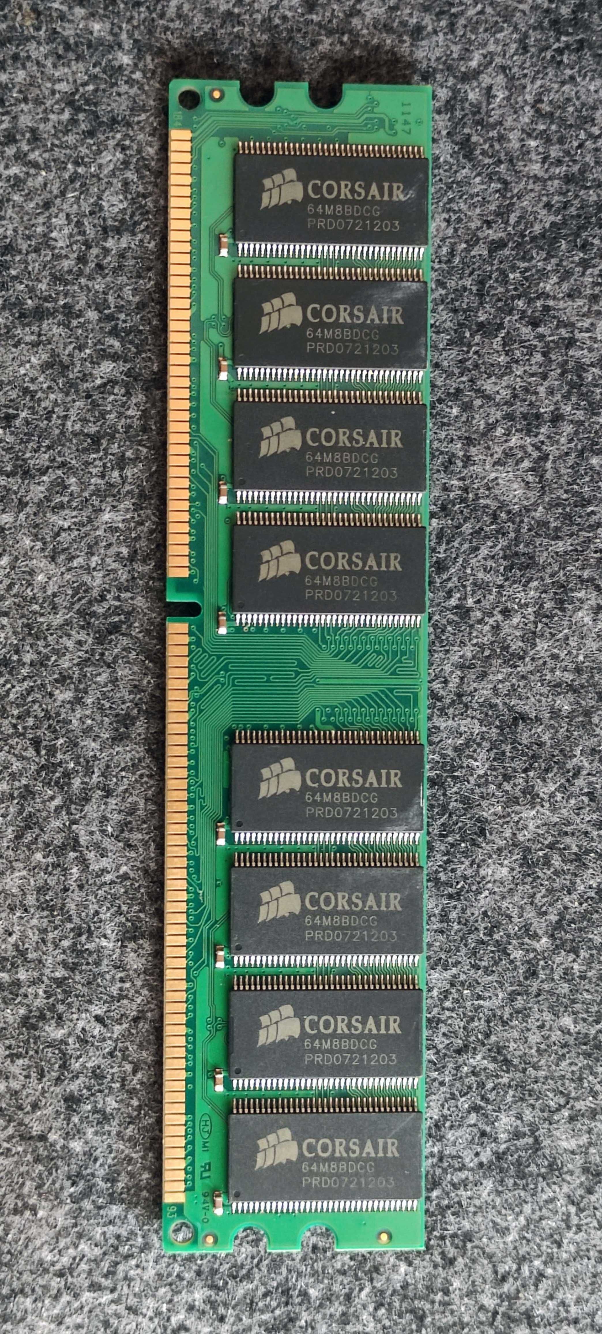 Memória RAM CORSAIR 1GB DDR 400MHz PC3200 CL3