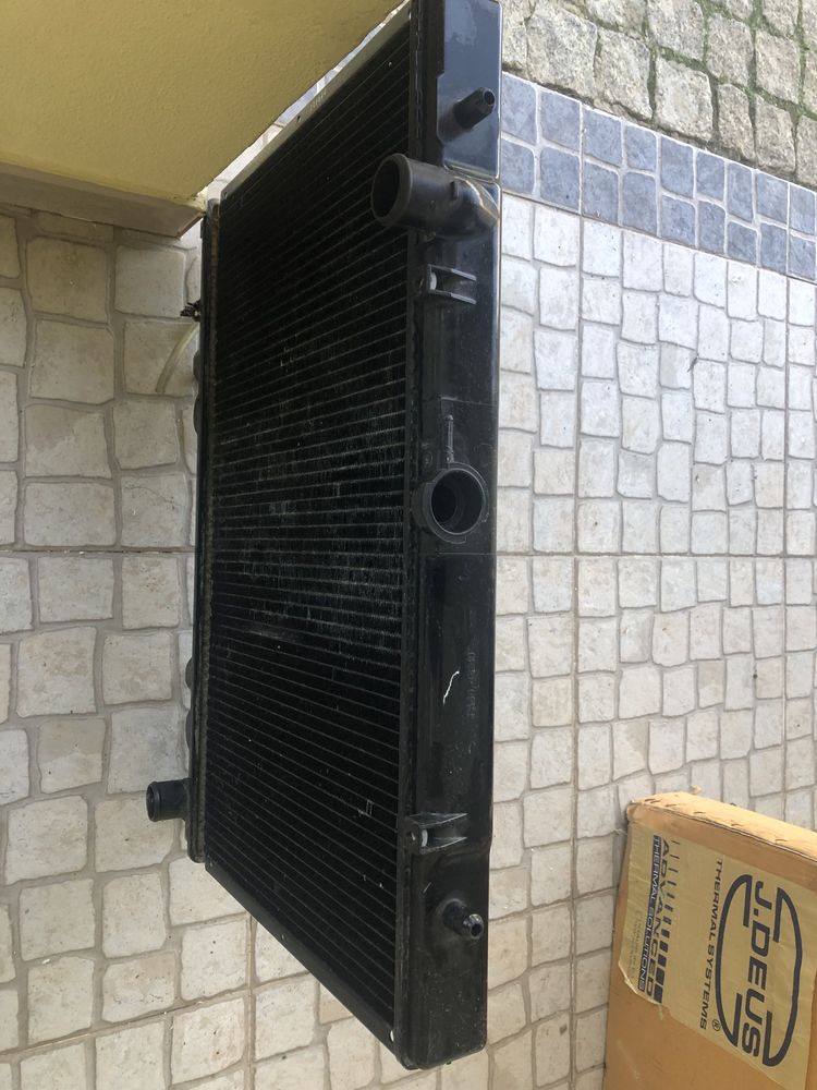 Vendo radiador mitsubishi L200