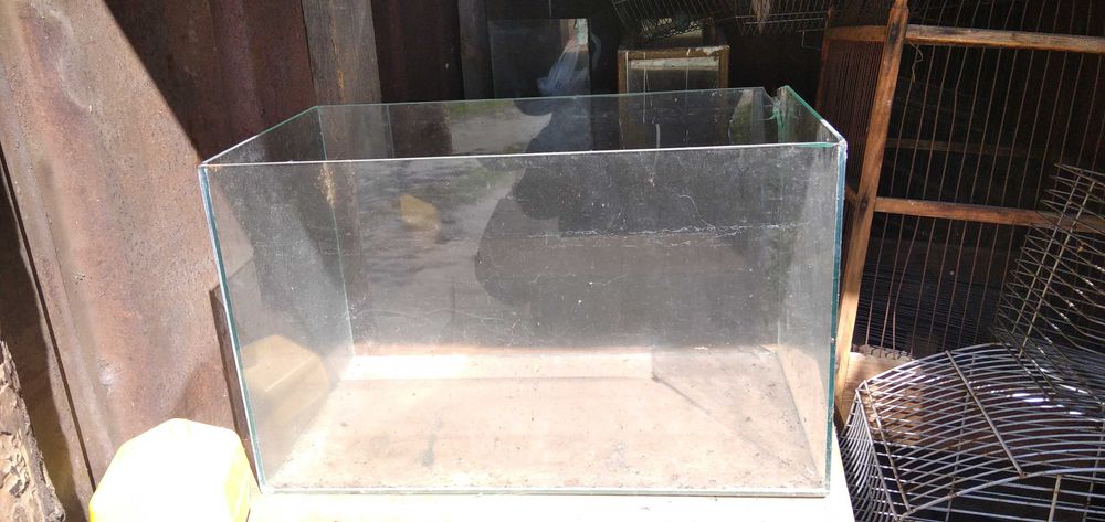 Аквариум 20х30х38 см