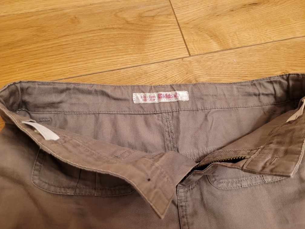 Spodniczka khaki 146 Reserved