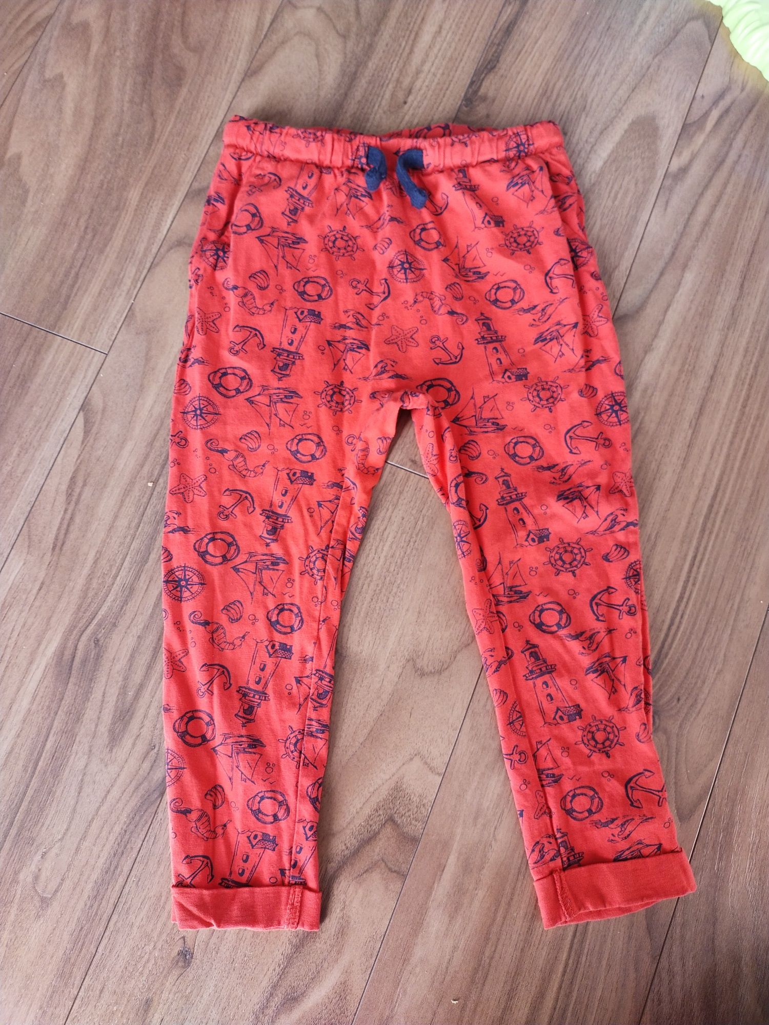 Czerwone spodnie marynarskie Pepco 98