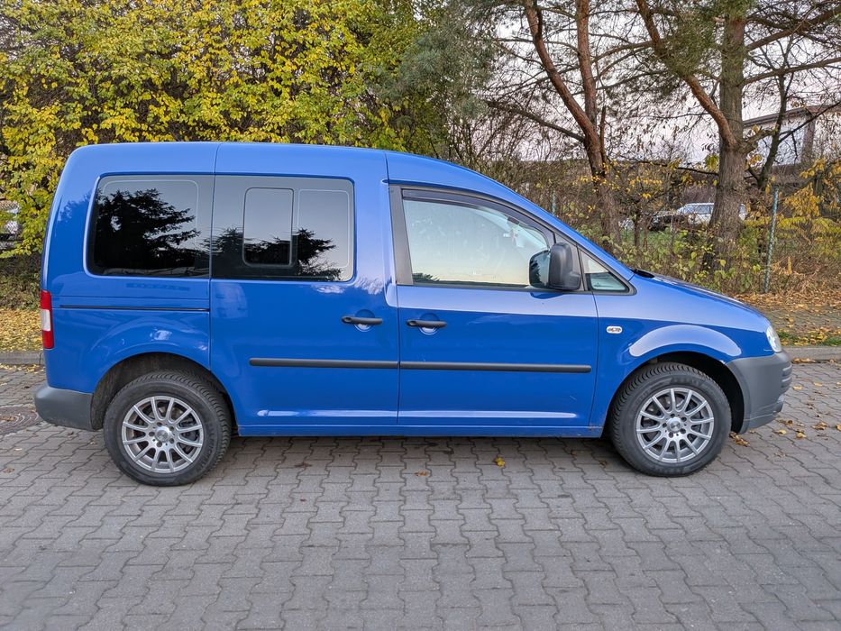 Caddy,7 osób ,1.6 benzyna ,klima, zarejestrowany