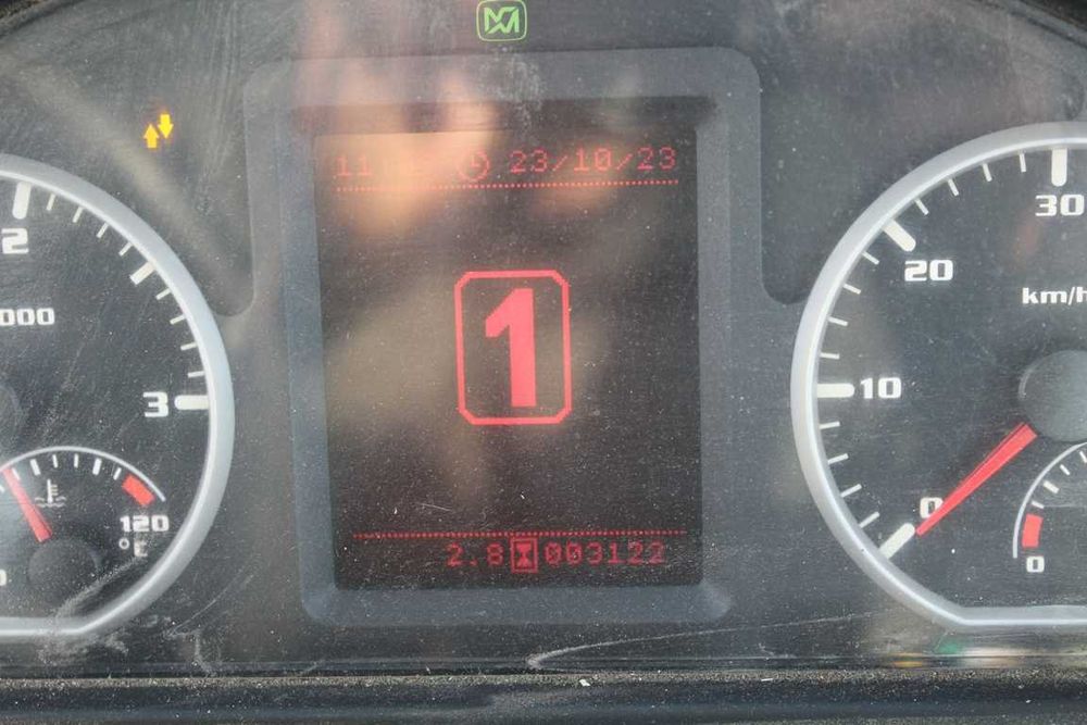 obrotowa teleskopowa ładowarka merlo roto 45.21 wózek 21 m manitou mrt