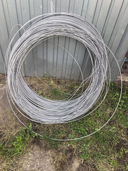 Drut ocynkowany fi 4mm.