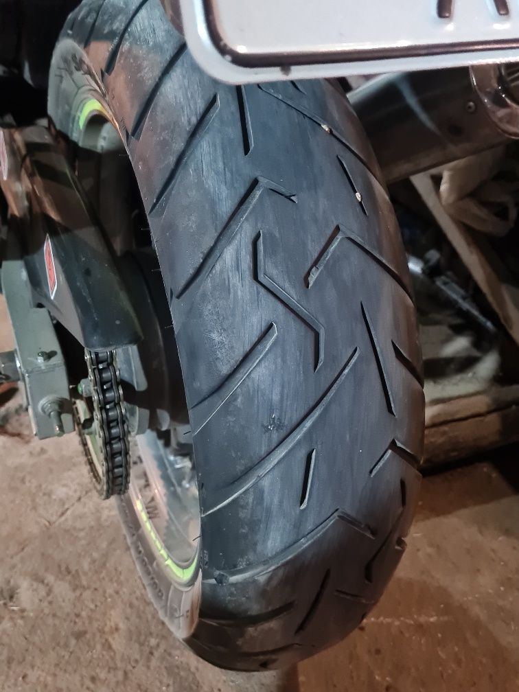 Kawasaki zzr 400