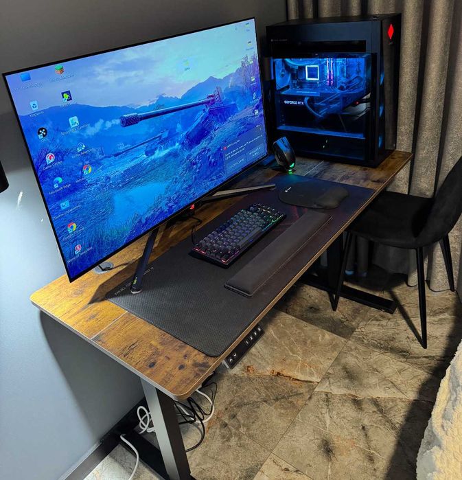 Nowe Biurko Elektryczne Gamingowe Regulowane 140 x 60 cm - Brązowe