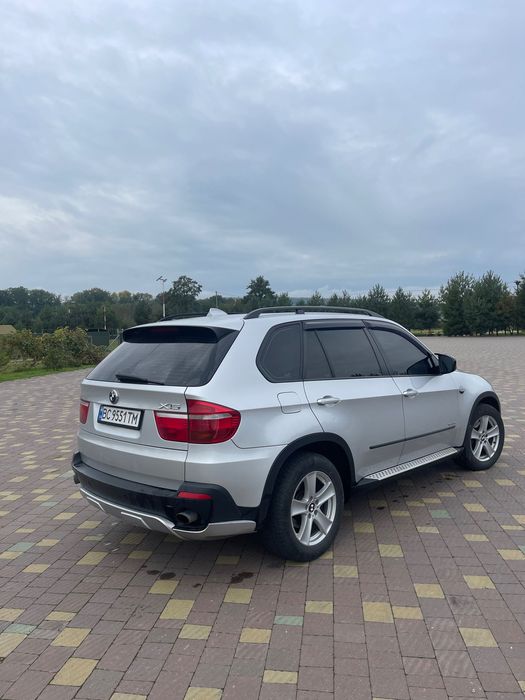 Продам BMW X5  Надійний дизель, повний привід