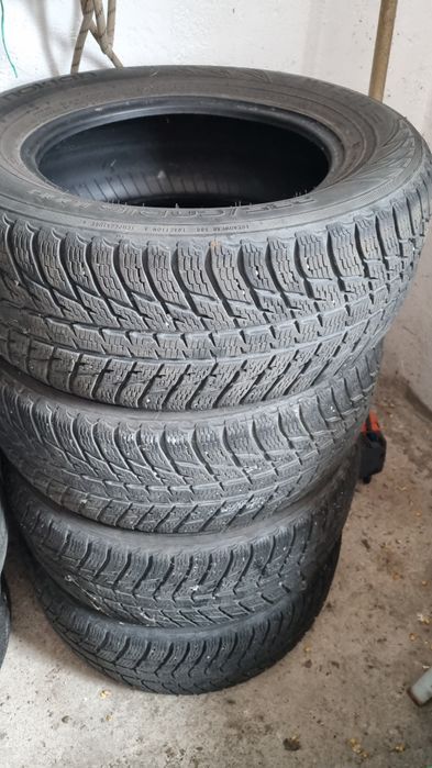 Opony zimowe Nokian WR SUV 3 235/60 r16