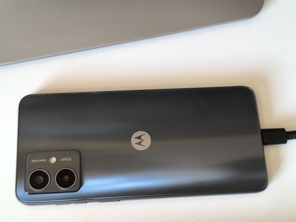 Телефон Motorola 8/256 Gb в хорошем состоянии