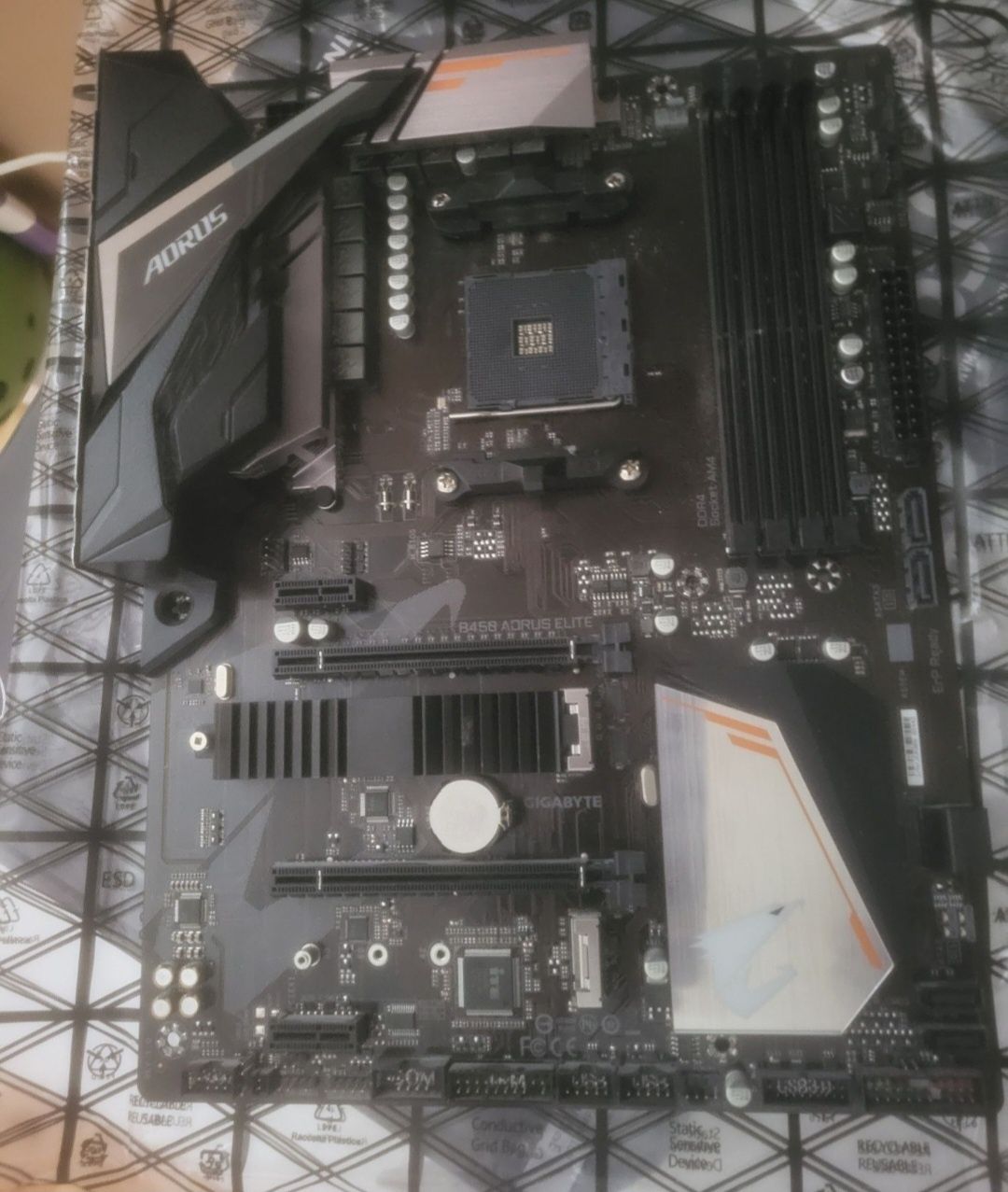 Aorus b450 elite