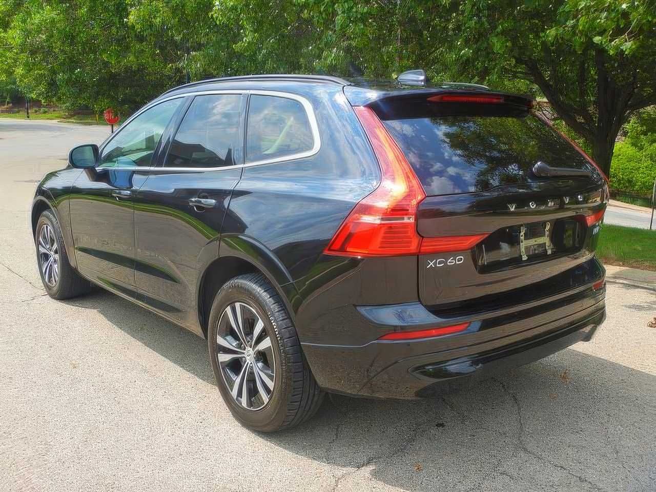 2023 Volvo XC60 B5