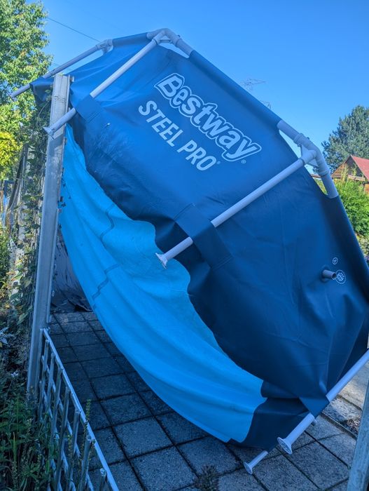 Sprzedam basen stelażowy Bestway 305x76 cm