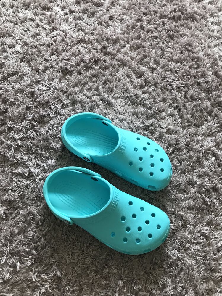 Crocs Blue