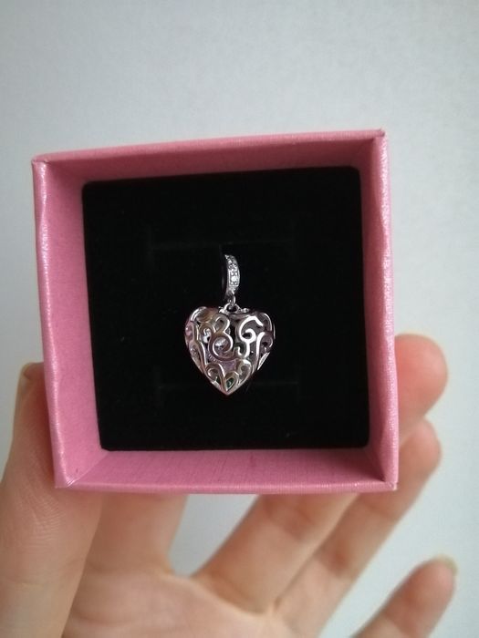 Подарунок дівчині підвіска серце, серденько, срібний кулон, коханій