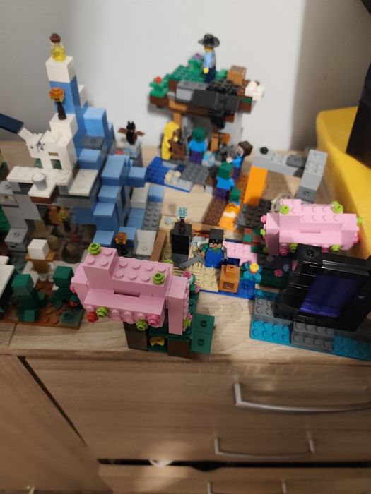 Sprzedam LEGO głównie Minecraft