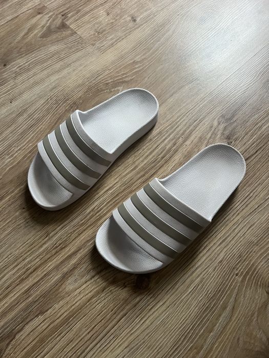 Жіночі оригінальні тапочки Adidas 37-38 розмір