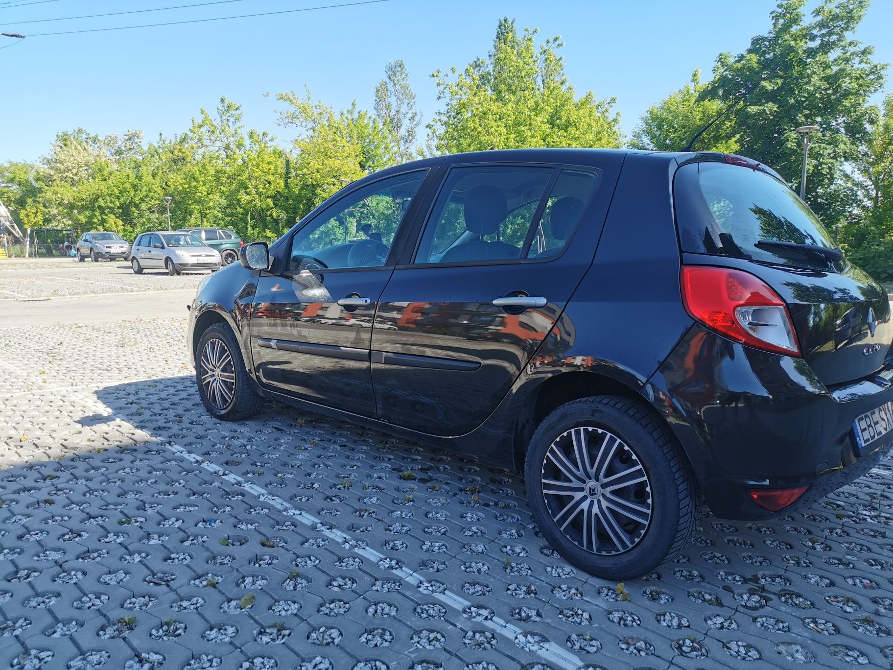 Renault Clio 1.2 16V 2009r