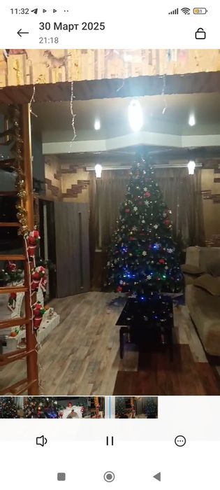 Елка искусственная 3 метра  Кармен  с шишками и синими ягодами