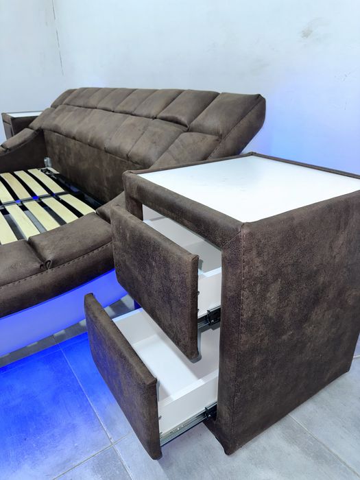 Двоспальне мʼяке ліжко 160 подіум Alibi