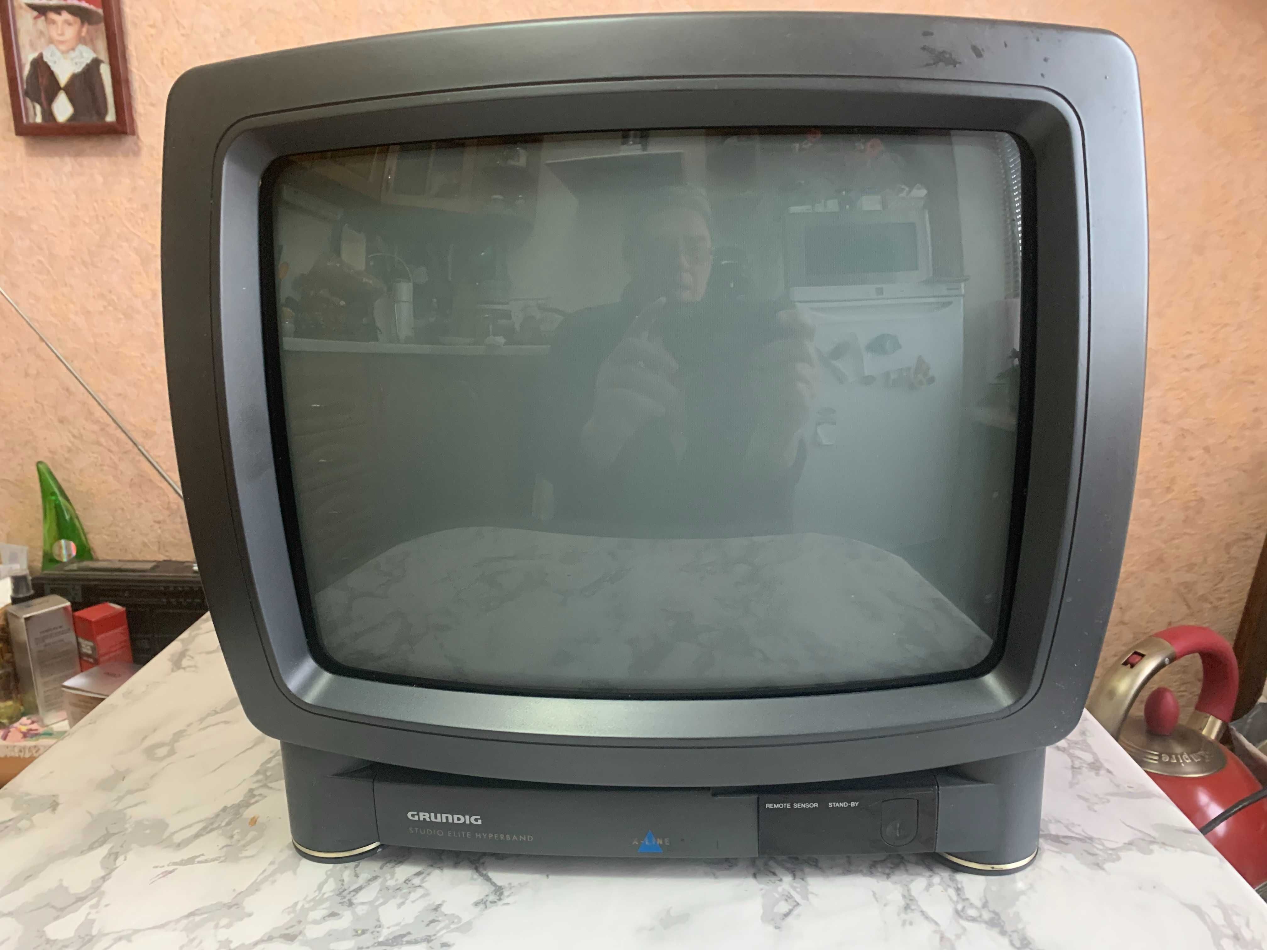 Телевізор GRUNDIG 14"