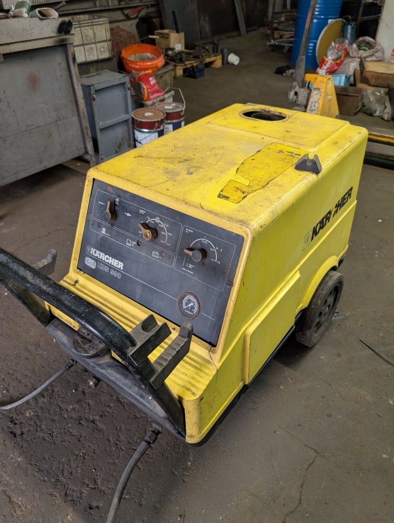 Myjka ciśnieniowa Karcher HDS 990