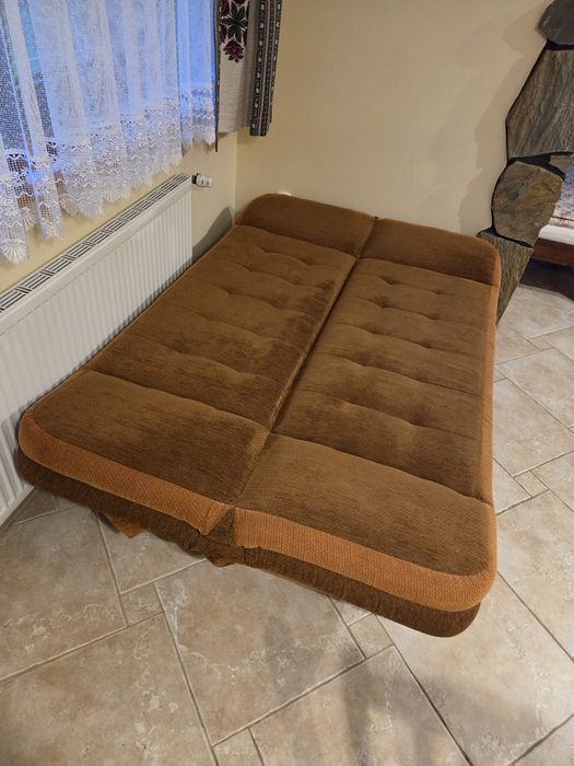 Sofa dwuosobowa do spania wersalka (dwie sztuki)