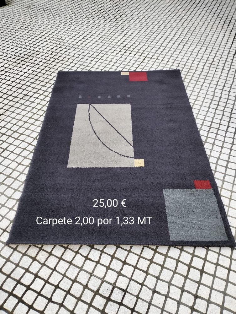 Carpetes usadas em bom estado preço das  6 fica por 100€