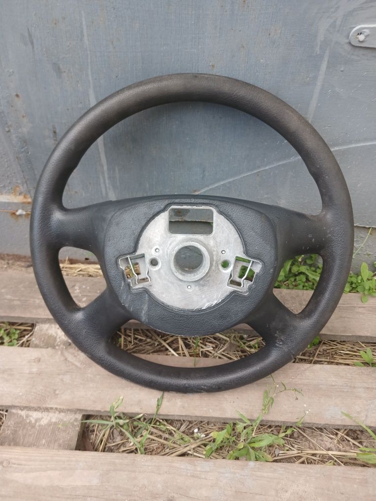 Руль Volsvagen Passat 305227760