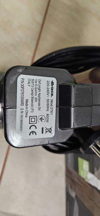 Odkurzacz pionowy cyklonowy przewodowy ARIETE 2761 moc 600W