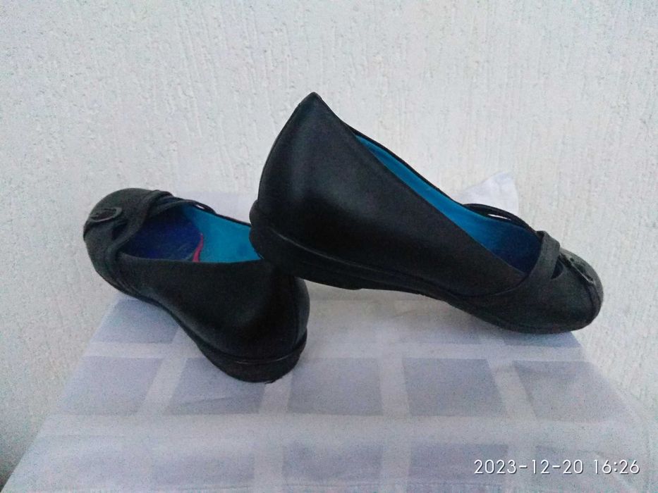 Туфли,балетки кожанние Clarks slim fit р. 41