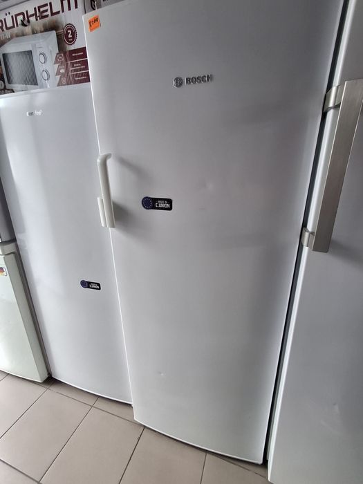 Морозильна камера Bosch model GSN24V22