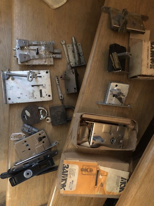 Замок дисковий, врізний