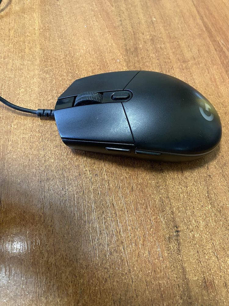 Мышка Logitech g102