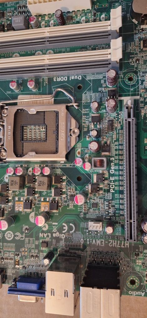 Płyta główna Ecs H77H2-EM V:1.0 Intel OPIS