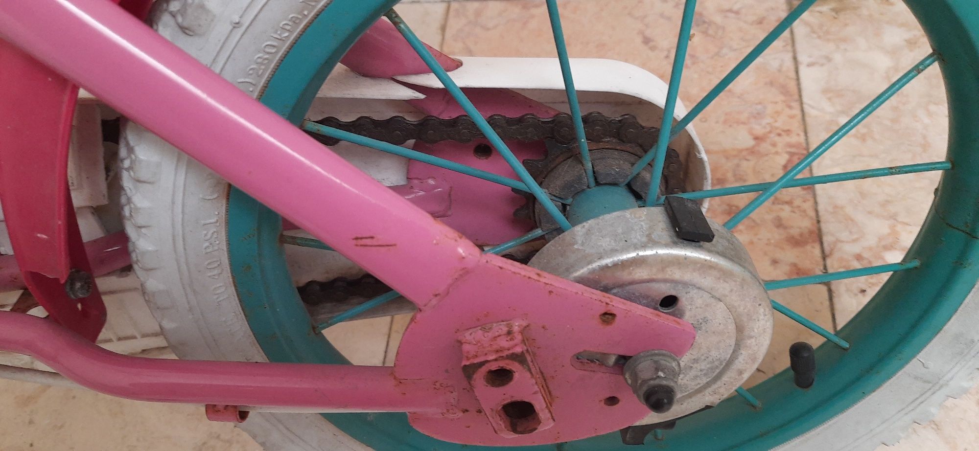 Bicicleta  Minnie de criança dos 4-6 anos roda 14"