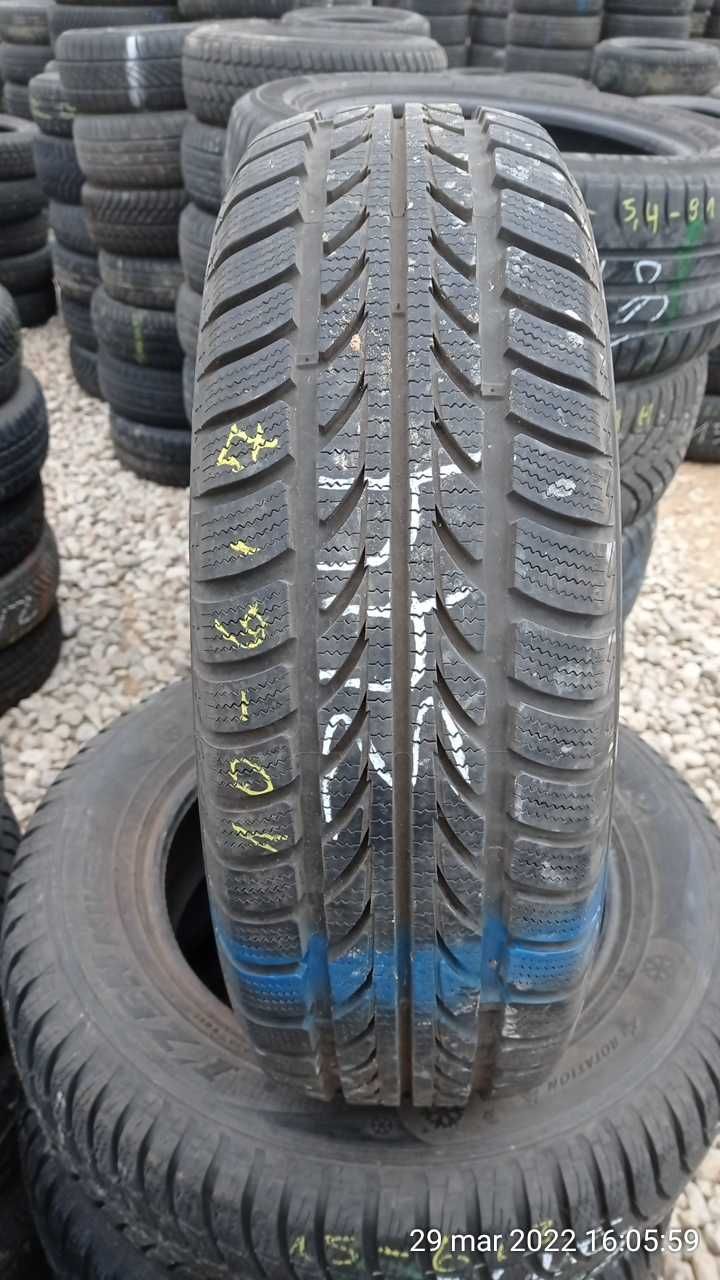 Opona używana zimowa 195/65R15 Hankook icebear W440.1 szt