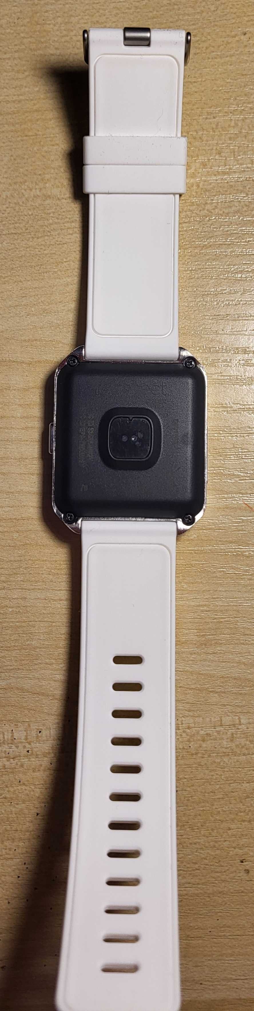 Smartwatch Timex iConnect kwadratowy TW5M31400
