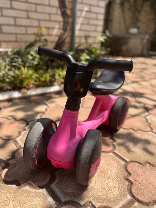 Дитячий велобіг з музикою