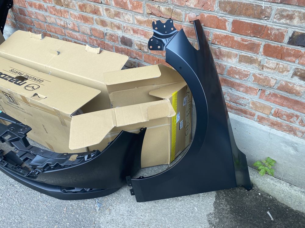 Бампер передній mazda 3 bp 2020 2021 2022 2023 2024
