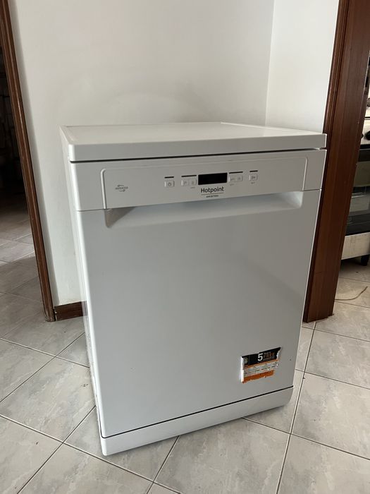 Ariston Hotpoint HFC 3C26 F