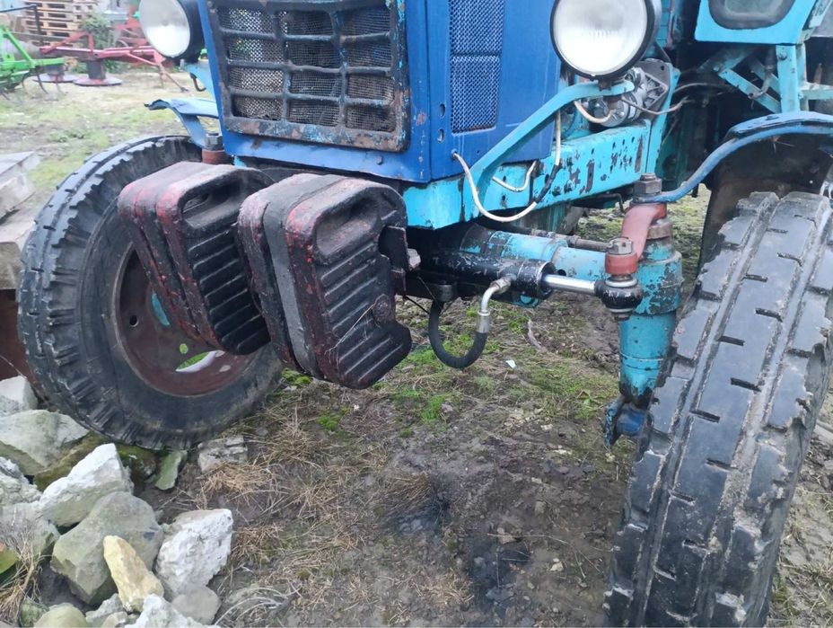 Продам трактор мтз 80 . 90 рік трактор на документах