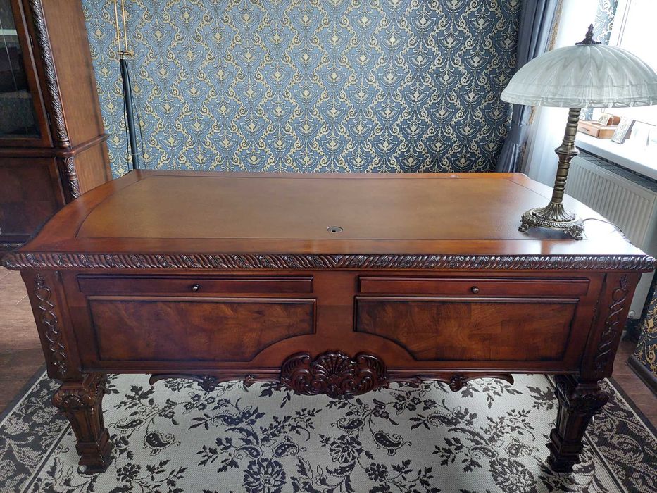 Стіл Ashley Новий