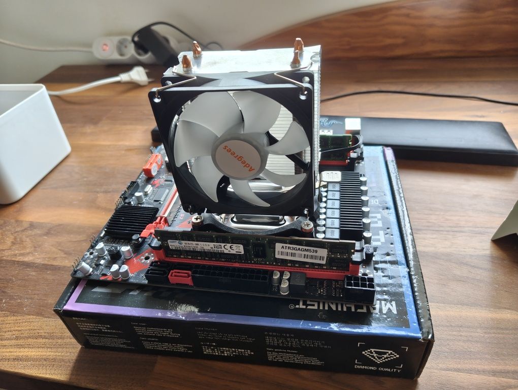 KIT XEON + PLACA MÃE X79 + 32GB RAM