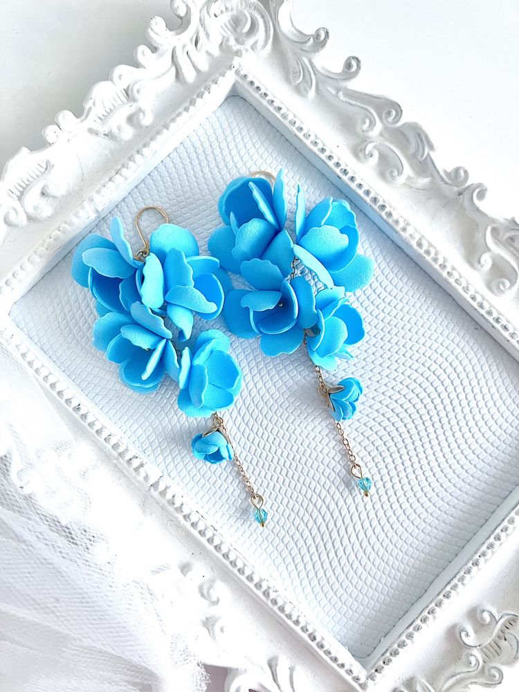 Kolczyki model kwiaty  niebieskie