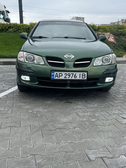 Nissan Almera 2000