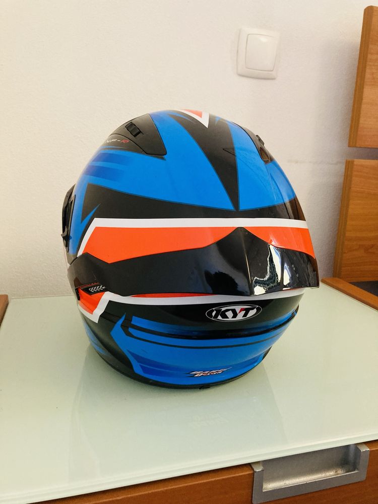 Capacete mot KYT + visiera