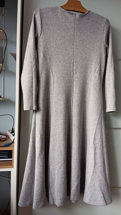 Sukienka dzianinowa Tatuum r M